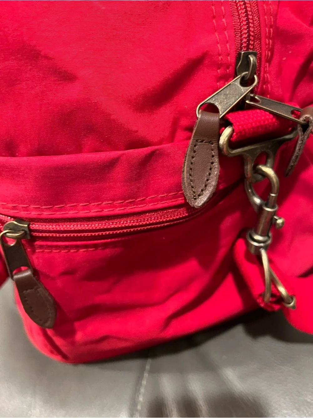 Marlboro Brown Trim Red Travel Duffel Bag / Travel Bag. Vintage.